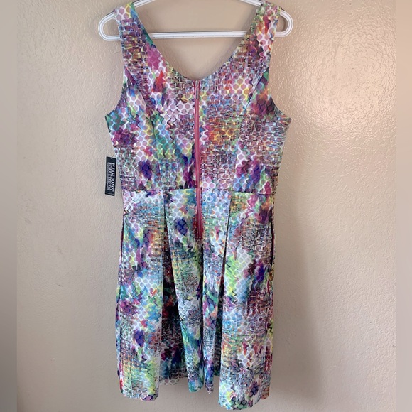 New York & Co. Watercolor Honeycomb Art To Wear Fit & Flare Dress Size 10 NWT - Picture 3 of 9